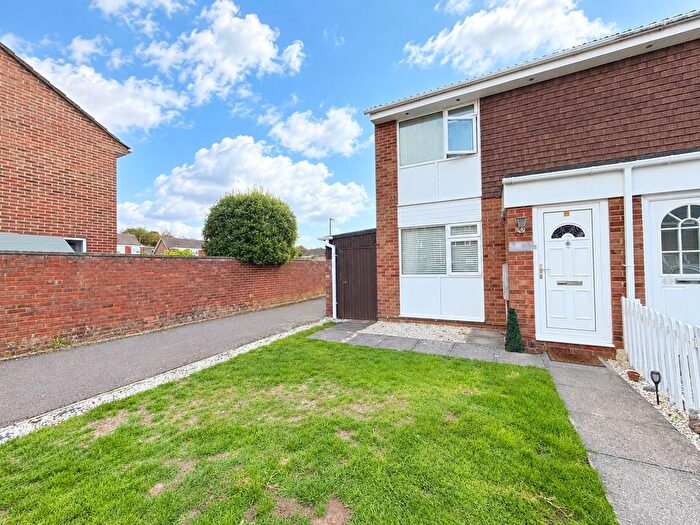 2 Bedroom Semi-Detached House For Sale In Bradford Road, Bournemouth, BH9