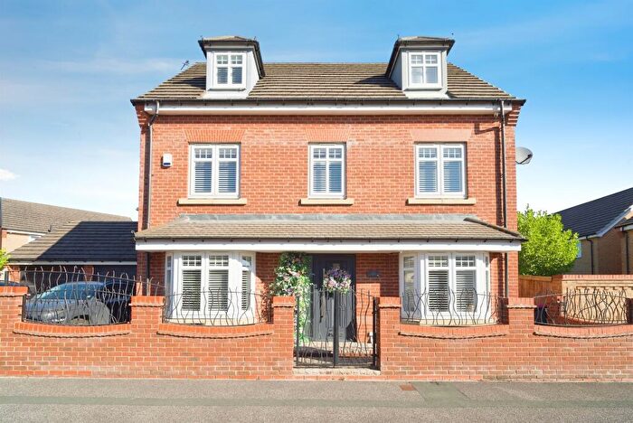 5 Bedroom Detached House For Sale In Kingsbrook Chase, Wath-Upon-Dearne, Rotherham, S63