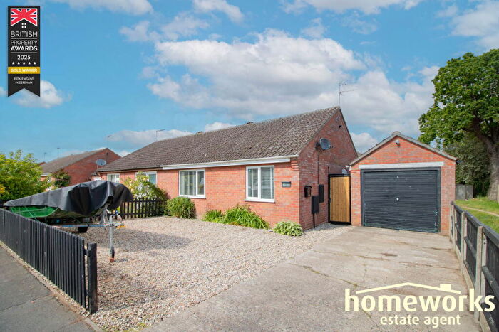 2 Bedroom Semi-Detached Bungalow For Sale In Hillcrest Avenue, Dereham, NR19