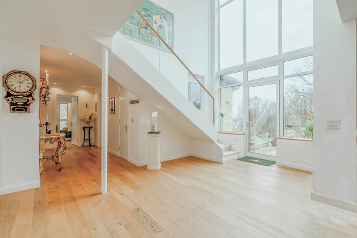 6 Bedroom Detached House For Sale In Chinnor Hill, Chinnor Hill, Oxfordshire, OX39