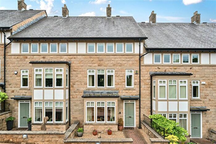 4 Bedroom Terraced House For Sale In Royal Gardens, Harrogate, HG2