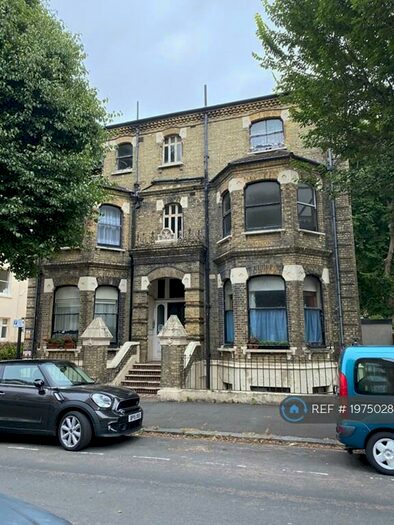 2 Bedroom Flat To Rent In Wilbury Road, Hove, BN3
