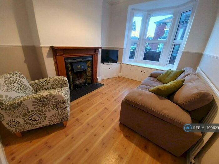 2 Bedroom Terraced House To Rent In Moor Street, Lincoln, LN1