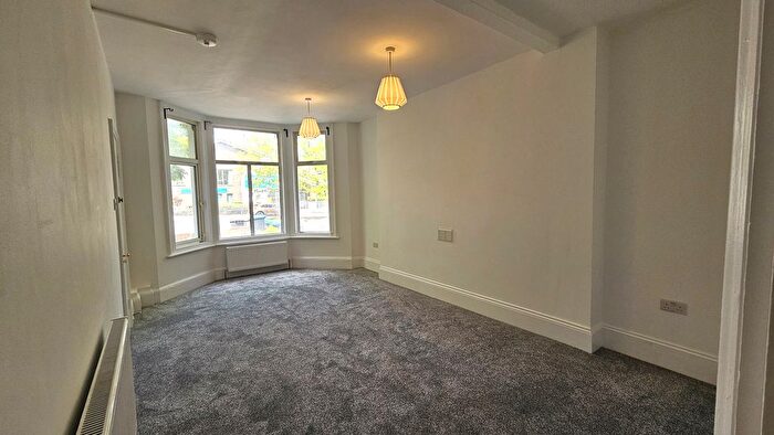 2 Bedroom Flat To Rent In Church Road, Harlesden, London, NW10