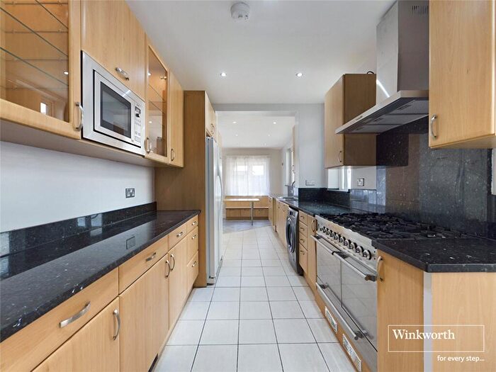 4 Bedroom Semi-Detached House To Rent In Sudbury Avenue, Wembley, HA0