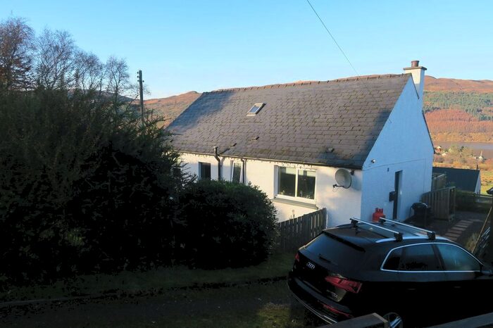 3 Bedroom Detached House For Sale In Penifiler, Braes, IV51