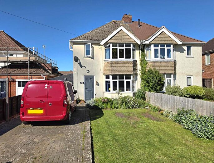 3 Bedroom Semi-Detached House For Sale In Boverton Drive, Brockworth, Gloucester, GL3