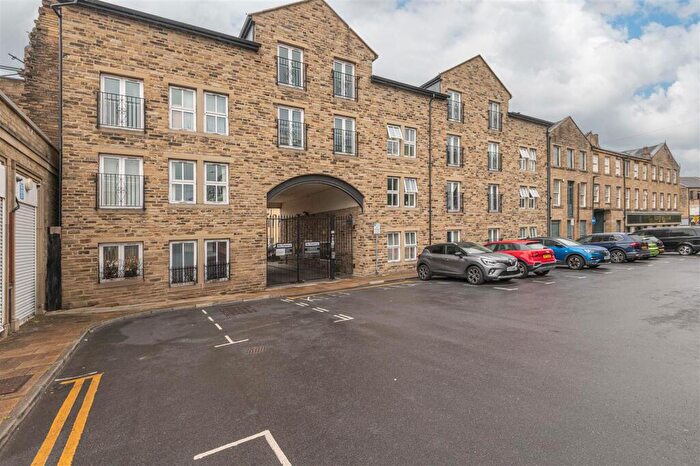 1 Bedroom Apartment To Rent In Rawson Buildings, Rawson Road, Bradford, BD1