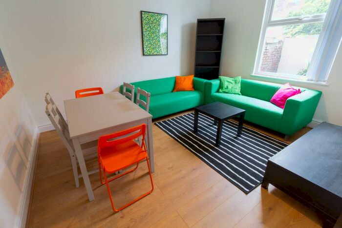 3 Bedroom Terraced House To Rent In Claremont Road, L15