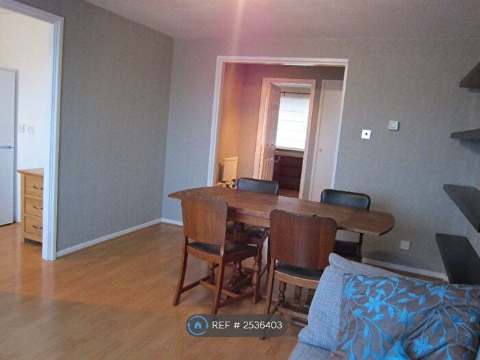 1 Bedroom Flat To Rent In Pixton Way, Croydon, CR0
