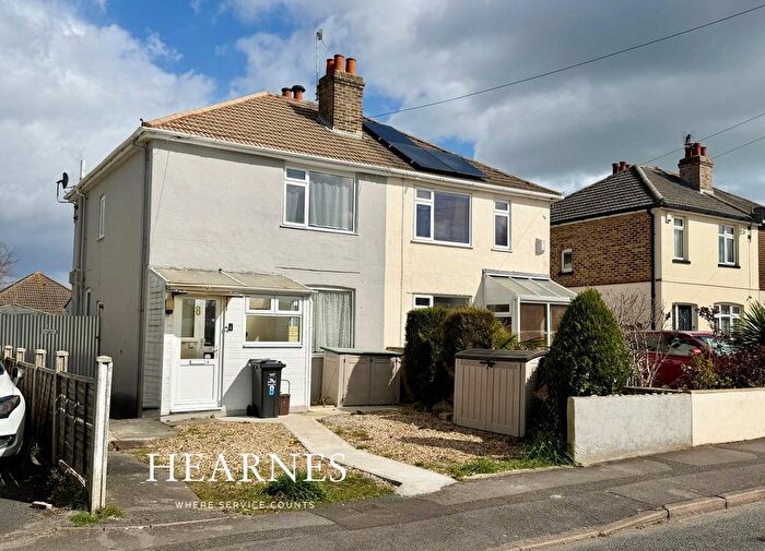 2 Bedroom Semi-Detached House For Sale In Oakfield Road, Oakdale, Poole, BH15