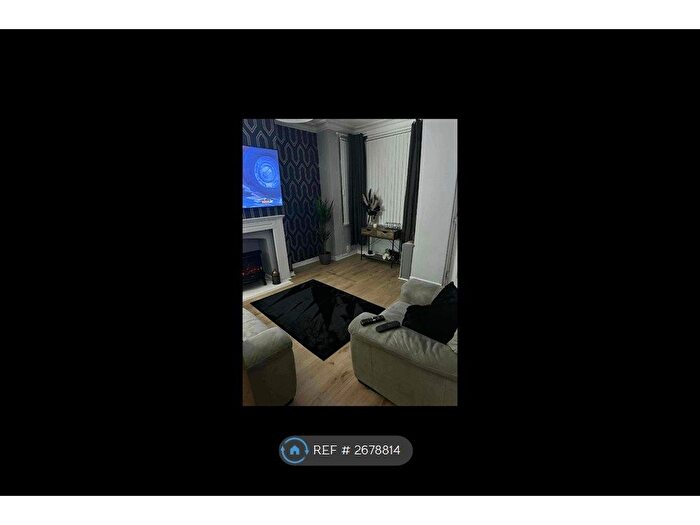 3 Bedroom Terraced House To Rent In Queen Street, Kidsgrove, Stoke-On-Trent, ST7