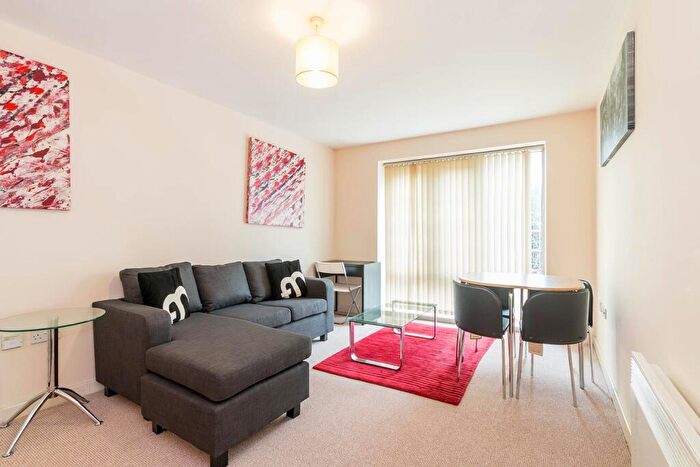 1 Bedroom Apartment To Rent In West Two, Suffolk Street Queensway, B1