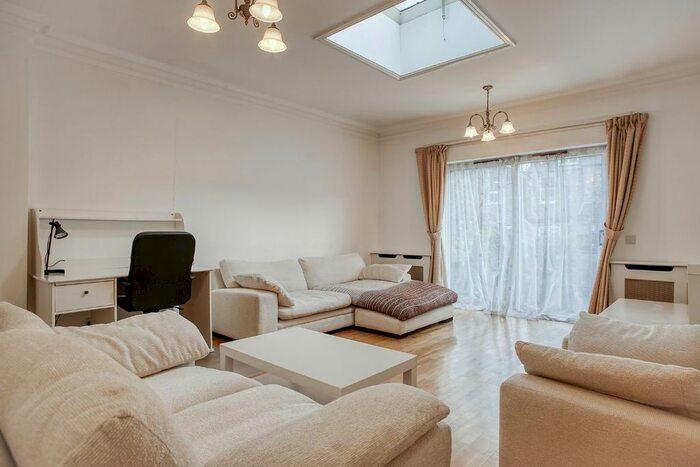 1 Bedroom Flat To Rent In Creffield Road, London, W5