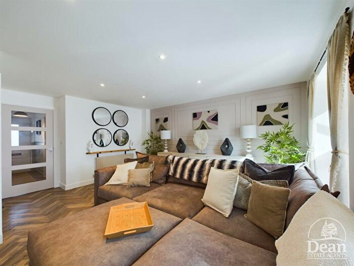 3 Bedroom Terraced House For Sale In Sneyd Wood Road, Cinderford, GL14