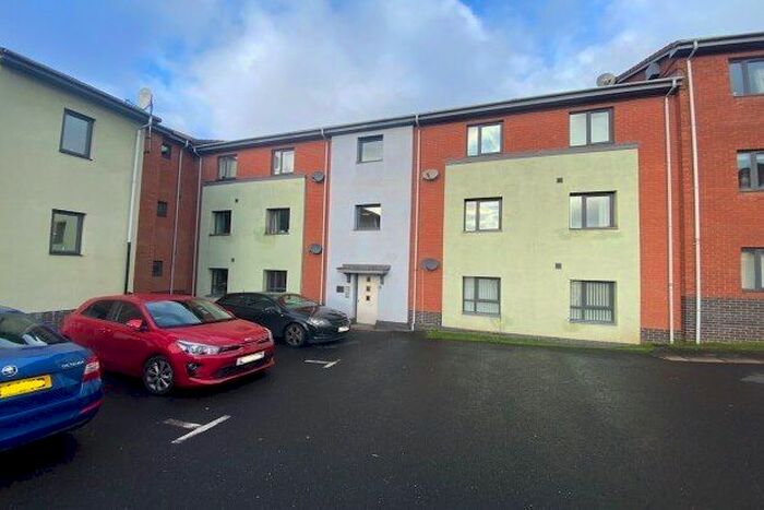 2 Bedroom Flat To Rent In Blackberry Avenue, Lichfield, WS14