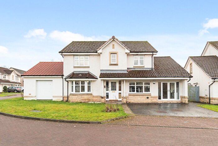 5 Bedroom Detached House For Sale In Fulmar Crescent, The Inches, Larbert, Stirlingshire, FK5