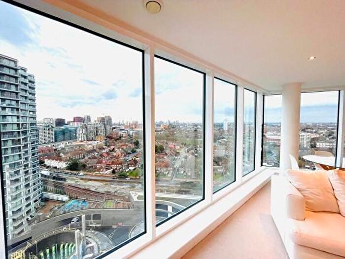 2 Bedroom Apartment To Rent In Alaska Building, Western Gateway, Royal Victoria Dock, London, E16
