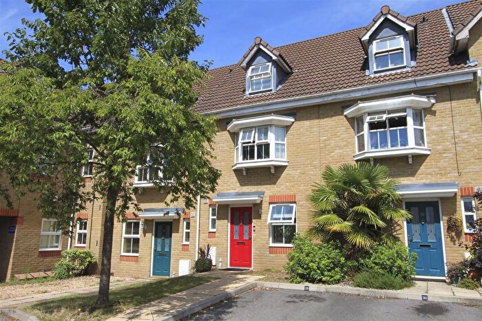 3 Bedroom Terraced House To Rent In Morton Close, Uxbridge, UB8