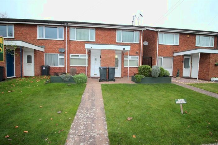 2 Bedroom Maisonette To Rent In Avalon Close, Erdington, Birmingham, B24