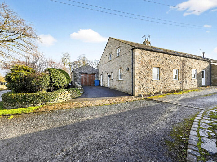 3 Bedroom Cottage For Sale In Oakwood Barn, Manor Farm Cottages, Leyburn, Carperby, DL8
