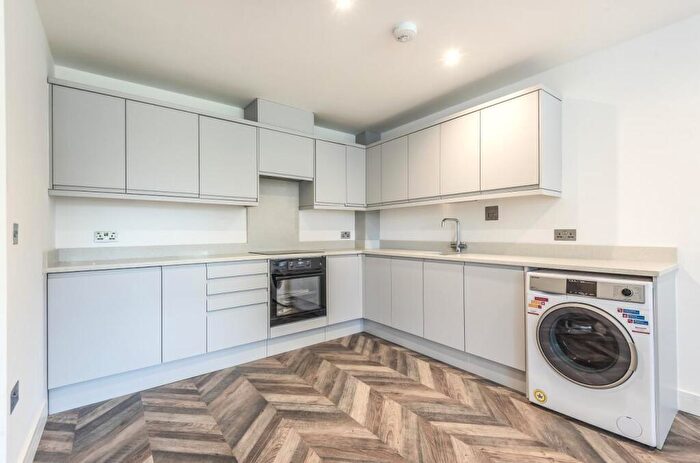 1 Bedroom Apartment To Rent In London Heights, London Road, Camberley, GU15