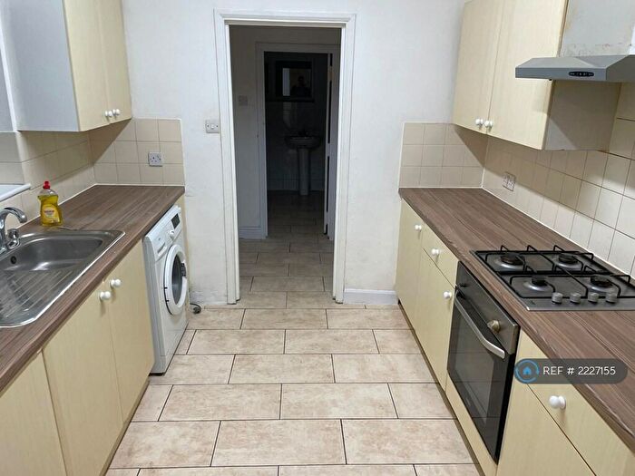 3 Bedroom Terraced House To Rent In Granville Street, Bedford, MK42