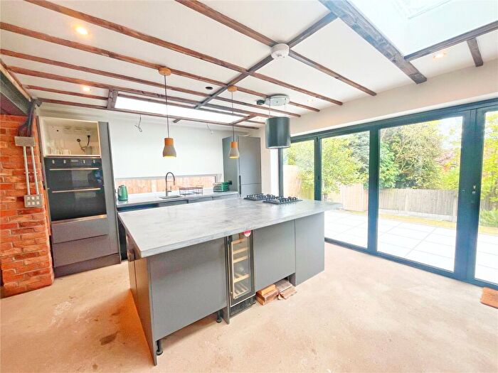 3 Bedroom Detached House For Sale In Catchdale Close, Blackley, Manchester, M9