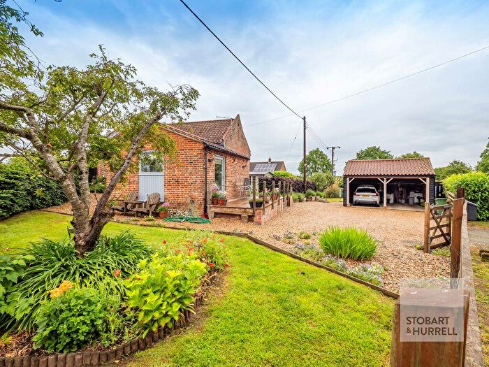 2 Bedroom Barn Conversion For Sale In Swallows Nest, Wood Street, Catfield, Norfolk, NR29