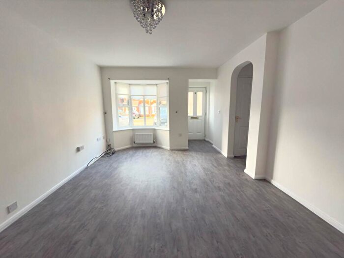 3 Bedroom Terraced House For Sale In Harron Close, Westvale, L32