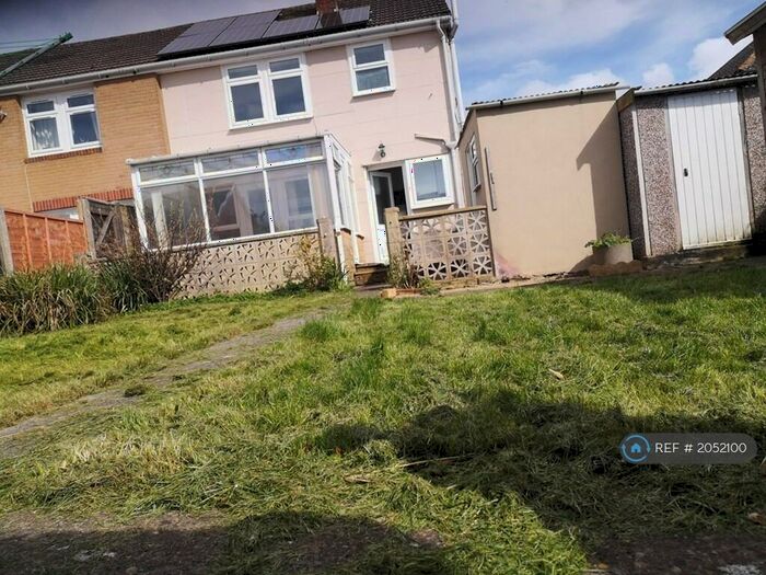 3 Bedroom Detached House To Rent In Springfield Road, Yeovil, BA21