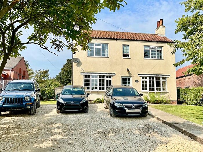 3 Bedroom Farm House For Sale In North Street, Middle Rasen, Market Rasen, LN8