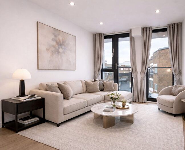 2 Bedroom Flat For Sale In Webber Street, London, SE1