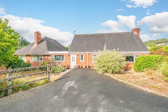 5 Bedroom Bungalow For Sale In School Lane, Burford, WR15