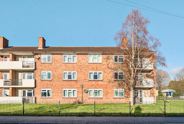 2 Bedroom Apartment To Rent In Grange Road, Littlemore, OX4