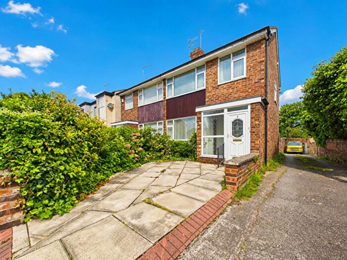 3 Bedroom Semi-Detached House For Sale In Field Road, Wallasey, CH45