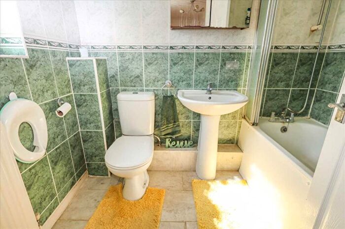 2 Bedroom Semi-Detached House For Sale In Cooper Way, Windsor Meadows, Cippenham, SL1
