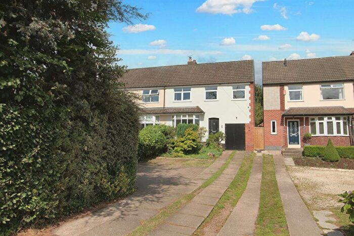 3 Bedroom Semi-Detached House For Sale In Main Road, Ravenshead, NG15