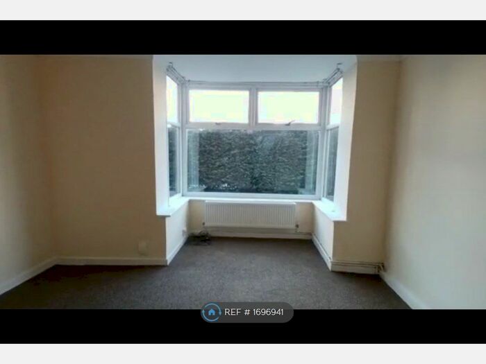 12 Bedroom Flat To Rent In Osborne Road, Tuebrook, Liverpool, L13