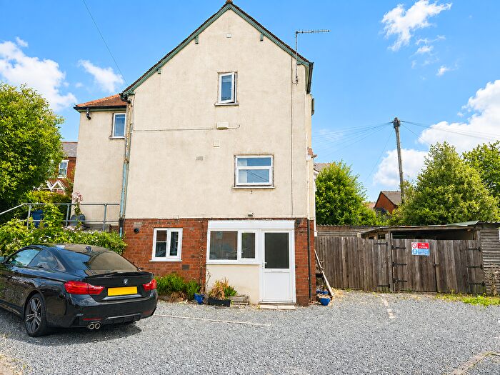 1 Bedroom Flat To Rent In Buffery Road, Dudley, West Midlands, DY2