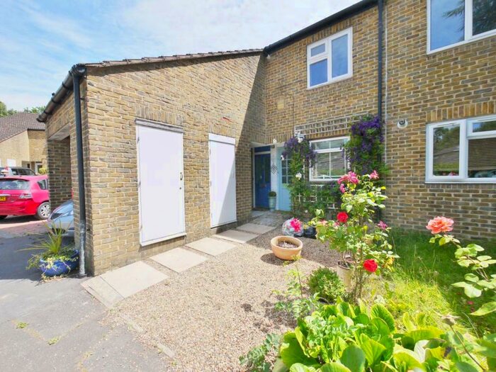 1 Bedroom Maisonette To Rent In Closemead Close, Northwood, HA6