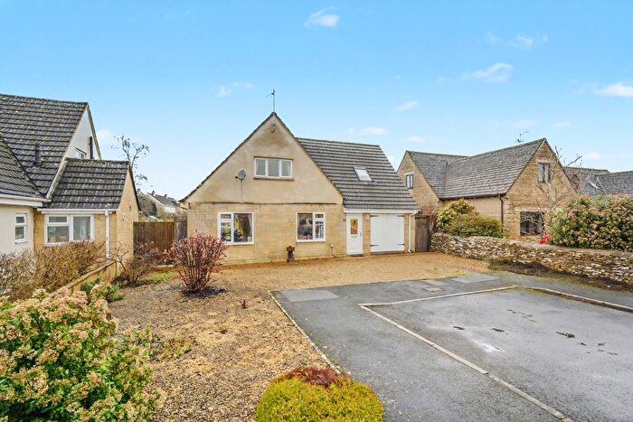 3 Bedroom Detached House For Sale In Churn Close, South Cerney, GL7