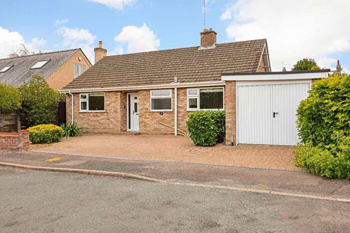 2 Bedroom Detached Bungalow For Sale In Alstead Road, Histon, Cambridge, CB24