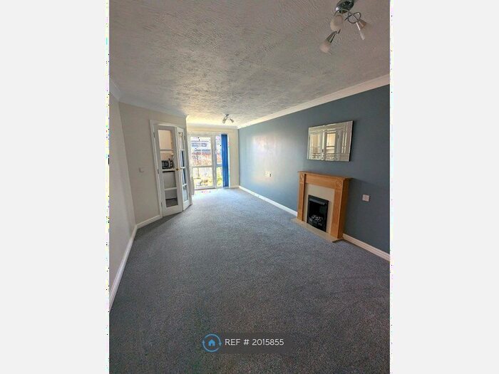 1 Bedroom Flat To Rent In Albert Court, Braintree, CM7