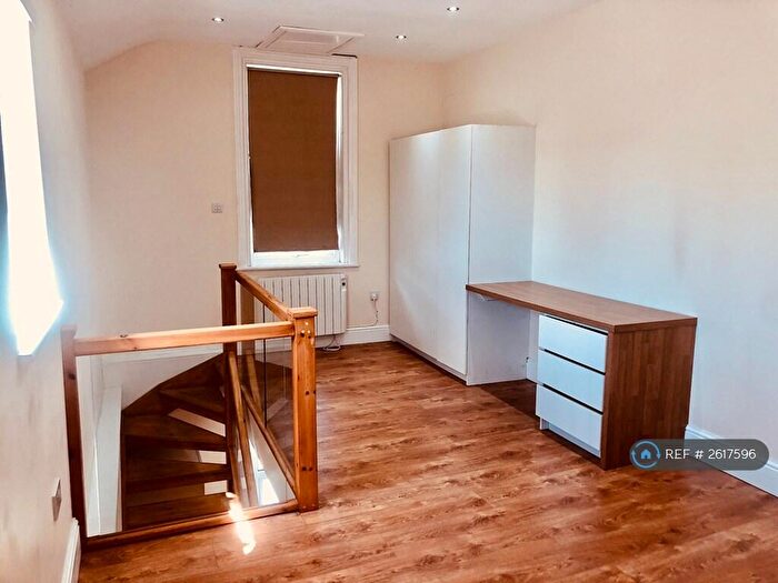 1 Bedroom Flat To Rent In Derbe Road, Lytham St. Annes, FY8