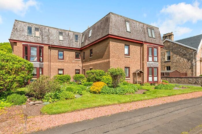 3 Bedroom Apartment For Sale In Carmichael Court, Bridge Of Allan, FK9
