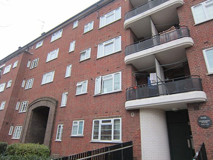 2 Bedroom Flat To Rent In Wilbraham House, Wandsworth Road, Vauxhall, London, SW8