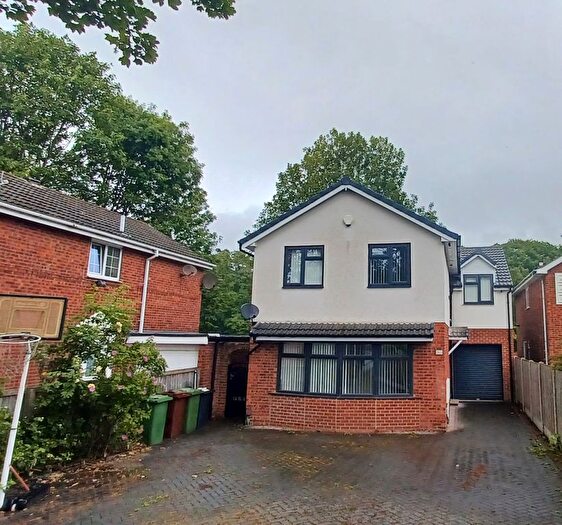 5 Bedroom Detached House To Rent In Stainbeck Lane, Leeds, West Yorkshire, LS7