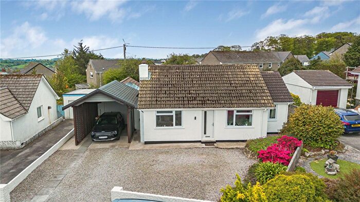 3 Bedroom Bungalow For Sale In Carnsew Close, Penryn, Cornwall, TR10