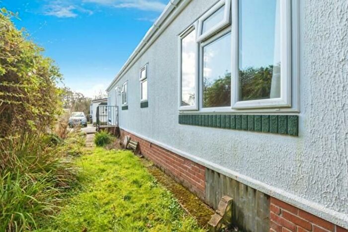 1 Bedroom Mobile/park Home To Rent In Canada Road, West Wellow, Romsey, SO51